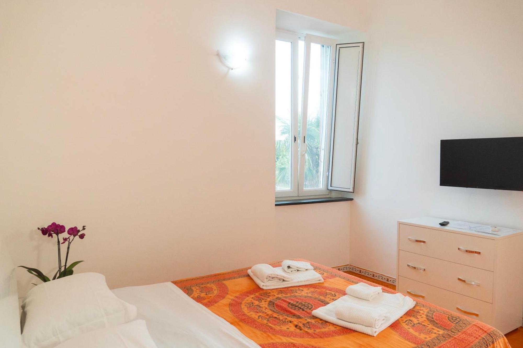 Apartmán La Terrazza Sul Giardino Procida Exteriér fotografie